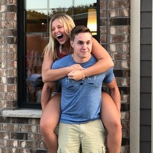 Meet your Posher, Alli